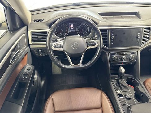 Used 2021 Volkswagen Atlas SE image 15