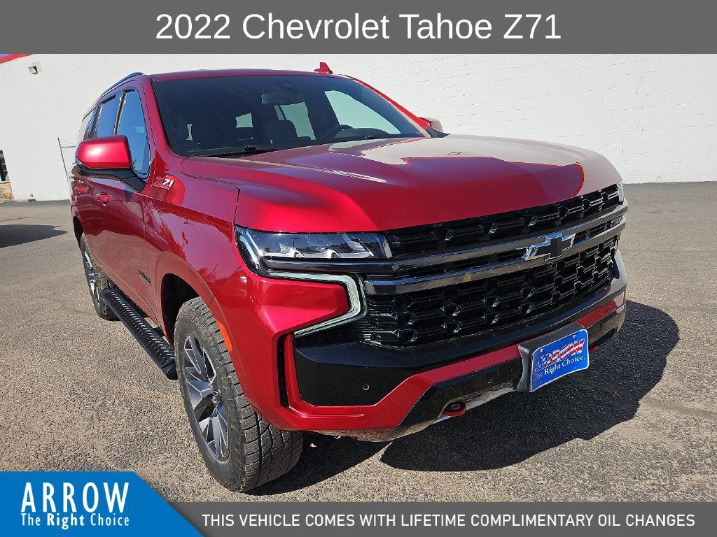 Used 2022 Chevrolet Tahoe Z71 w/ Luxury Package AWD/4WD image 2