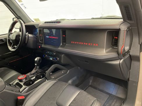Used 2025 Ford Bronco Raptor image 25