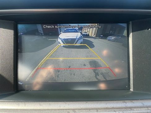 Used 2018 Kia Optima LX FWD image 25