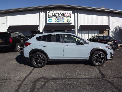 Used 2022 Subaru Crosstrek 2.5i Limited w/ Moonroof Package 2 image 6