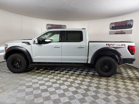 Used 2024 Ford F150 Raptor AWD/4WD image 8
