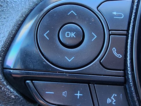 Used 2019 Toyota RAV4 LE image 23