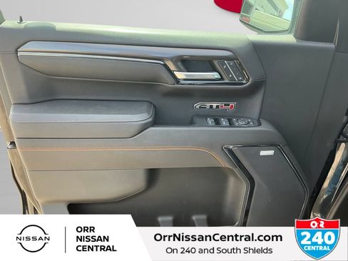 Used 2023 GMC Sierra 1500 AT4 w/ Technology Package AWD/4WD image 14
