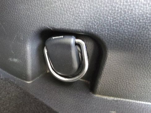 Used 2024 Toyota RAV4 XLE FWD image 34