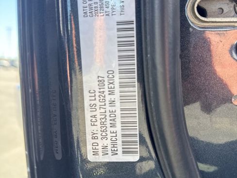 Used 2020 RAM 3500 Laramie AWD/4WD image 9