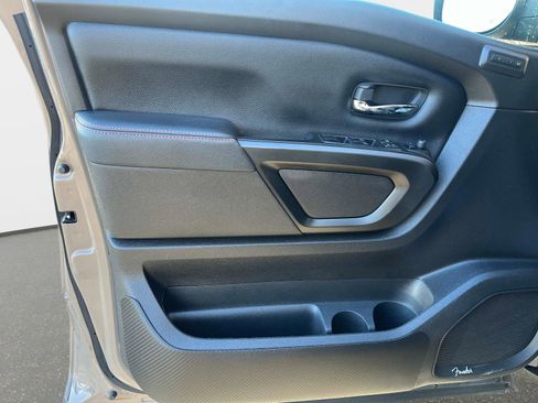 Used 2024 Nissan Titan PRO-4X w/ Pro-4x Convenience Package image 18
