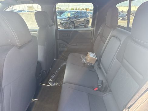 New 2026 Nissan Frontier SV w/ SV Convenience Package AWD/4WD image 33