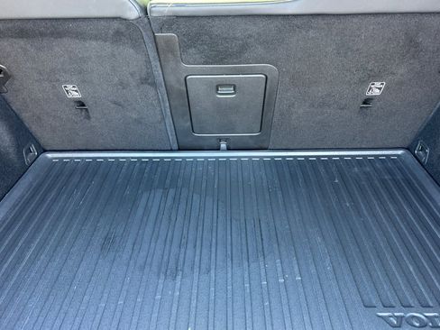 Certified 2023 Volvo XC60 T8 Ultimate image 18