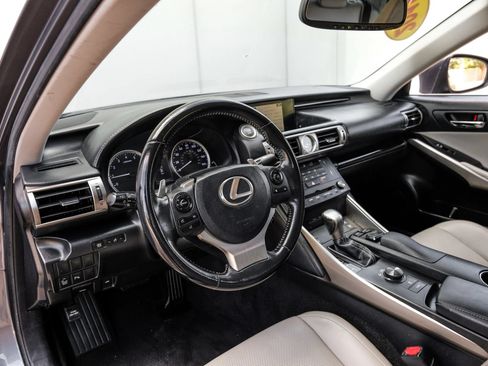 Used 2015 Lexus IS 350 w/ Navigation System Package RWD image 19