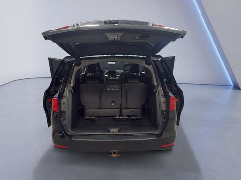Used 2018 Honda Odyssey Elite image 11
