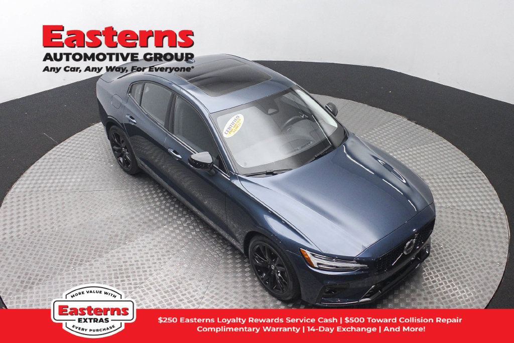 Used 2024 Volvo S60 B5 Core FWD image 4