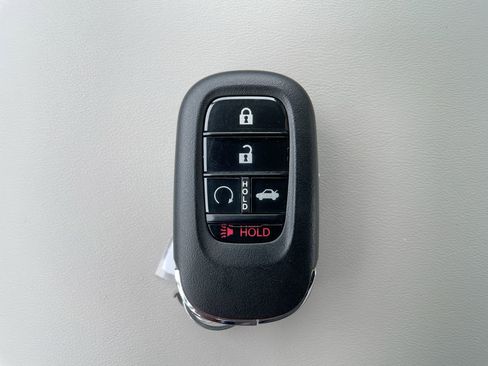Certified 2025 Honda Accord LX image 28