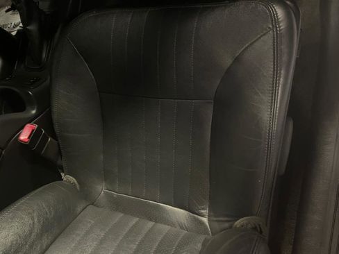 Used 2004 Chevrolet Monte Carlo SS w/ Dale Earnhardt Jr. Package image 21