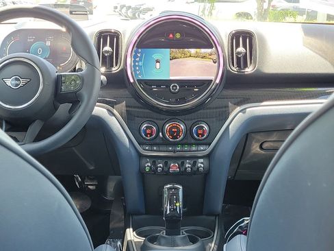 Used 2024 MINI Cooper Countryman S FWD image 16