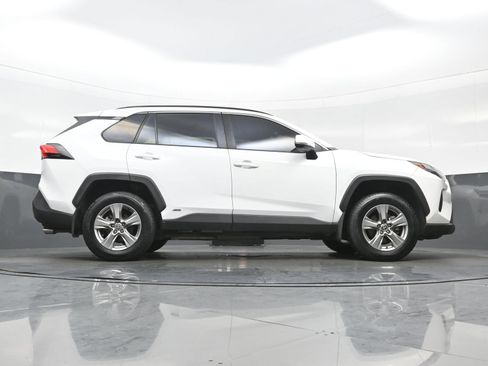 Used 2024 Toyota RAV4 XLE w/ Convenience Package AWD/4WD image 34
