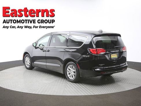 Used 2024 Chrysler Voyager LX image 62