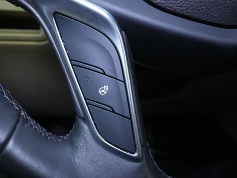 Used 2017 Cadillac XT5 Luxury w/ LPO, Wheel Lock Package image 39