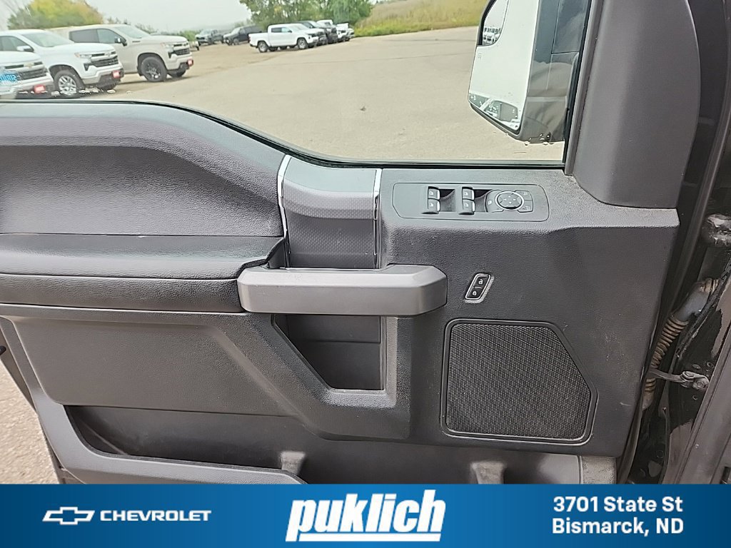 Used 2017 Ford F150 XLT w/ Equipment Group 302A Luxury AWD/4WD image 25