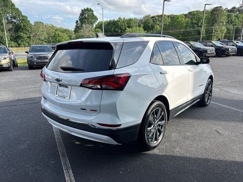 Used 2023 Chevrolet Equinox RS AWD/4WD image 3