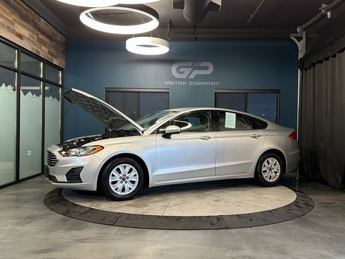 Used 2019 Ford Fusion S image 24