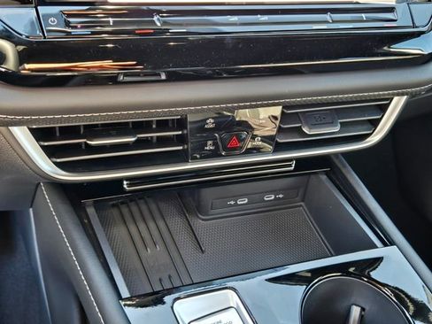 New 2026 Volkswagen Atlas Cross Sport SEL R-Line AWD/4WD image 21
