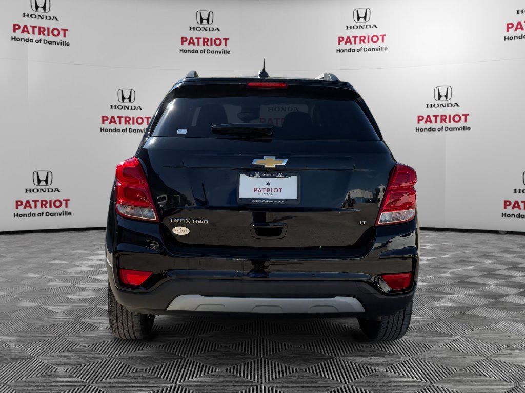 Used 2020 Chevrolet Trax LT w/ LT Convenience Package AWD/4WD image 5