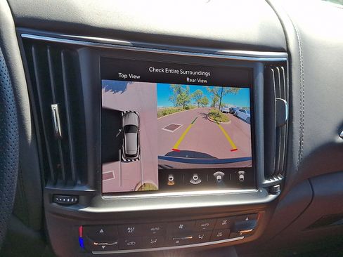 Certified 2023 Maserati Levante GT AWD/4WD image 19