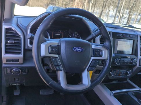Used 2020 Ford F250 Lariat image 17