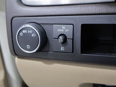 Used 2014 GMC Yukon XL Denali AWD/4WD image 32