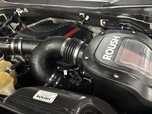 Used 2019 Ford F150 Raptor w/ Equipment Group 802A Luxury AWD/4WD image 38