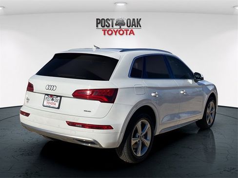 Used 2020 Audi Q5 2.0T Premium w/ Convenience Package image 7