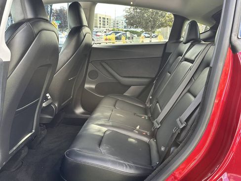 Used 2025 Tesla Model Y Performance AWD/4WD image 18