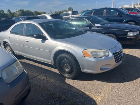 Used 2005 Chrysler Sebring Touring image 16