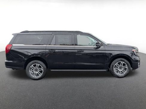 New 2026 Ford Expedition Max Active AWD/4WD image 2