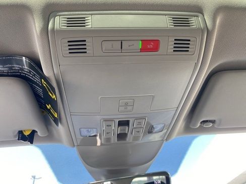 New 2025 Volkswagen Taos SE image 46