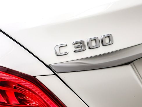 Used 2017 Mercedes-Benz C 300 Sedan image 9