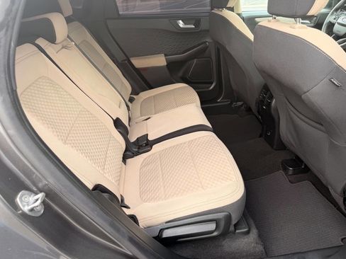 Used 2020 Ford Escape SE FWD image 34
