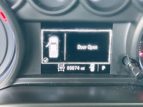 Used 2020 Chevrolet Silverado 1500 Custom Trail Boss w/ Custom Convenience Package image 24