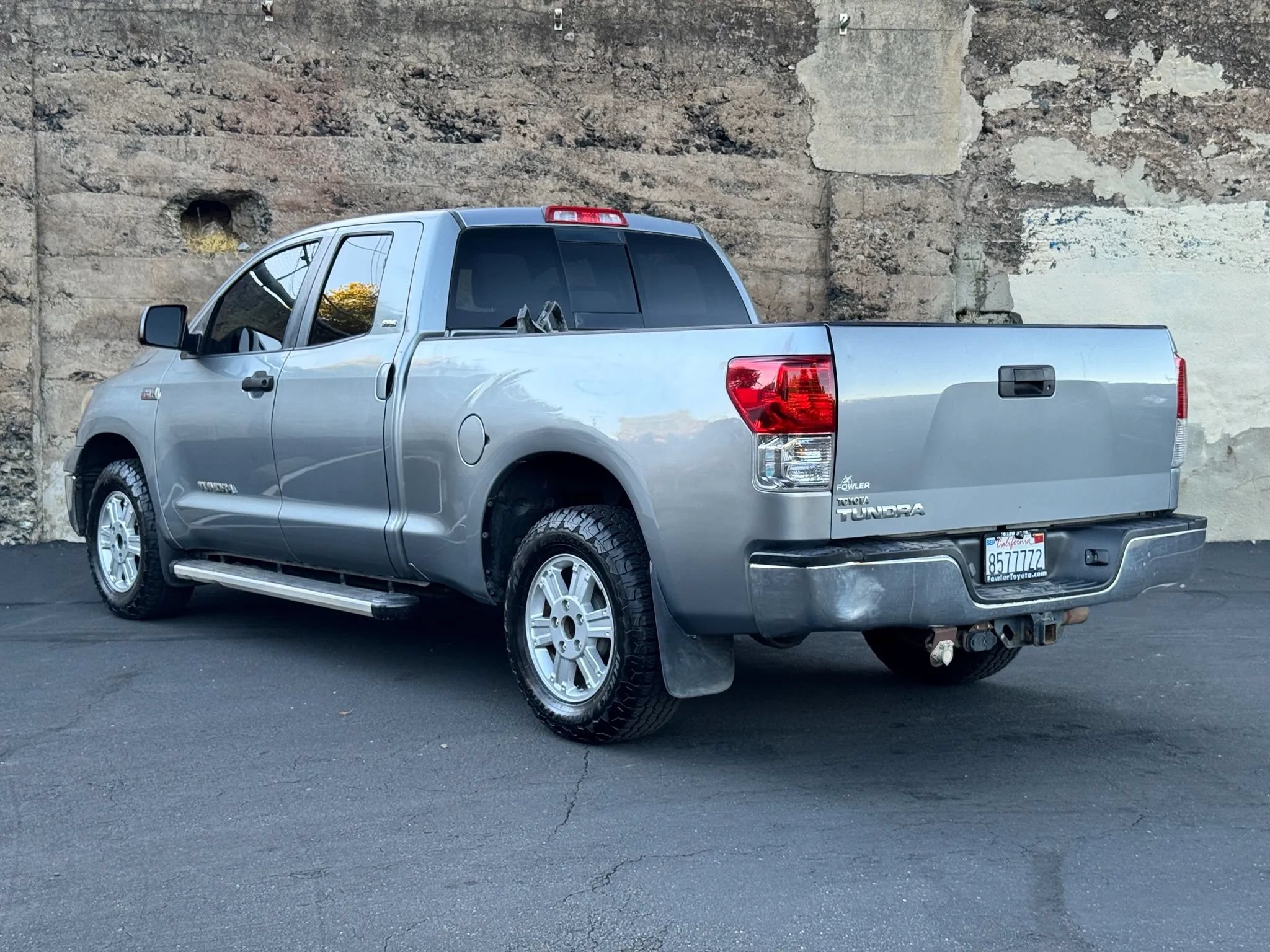Used 2011 Toyota Tundra 2WD Double Cab w/ SR5 Pkg image 5