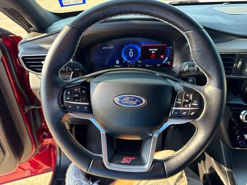 Used 2023 Ford Explorer ST w/ Equipment Group 401A AWD/4WD image 22