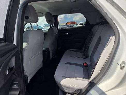 Certified 2024 Chevrolet TrailBlazer LT w/ LT Cold Weather Package AWD/4WD image 12