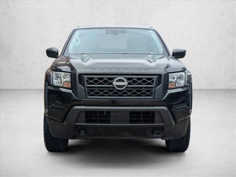 Used 2022 Nissan Frontier S w/ Technology Package image 2