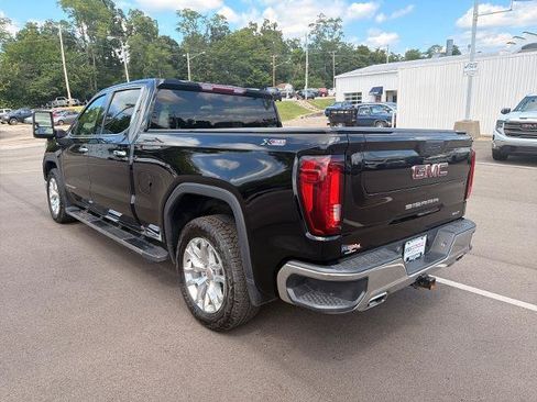 Used 2021 GMC Sierra 1500 SLT AWD/4WD image 3