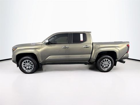Certified 2025 Toyota Tacoma Limited AWD/4WD image 14