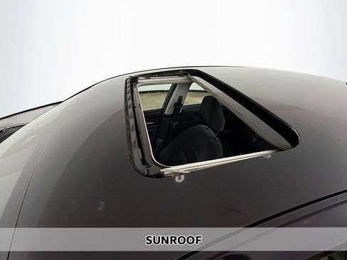 Used 2023 Nissan Altima 2.5 SV w/ SV Premium Package FWD image 4