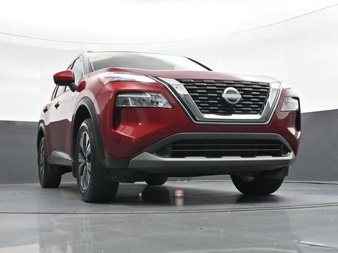 Used 2023 Nissan Rogue SV FWD image 45