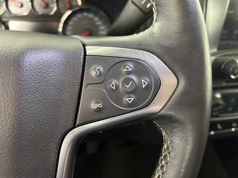 Used 2018 Chevrolet Silverado 1500 LTZ Z71 w/ Redline Edition AWD/4WD image 17