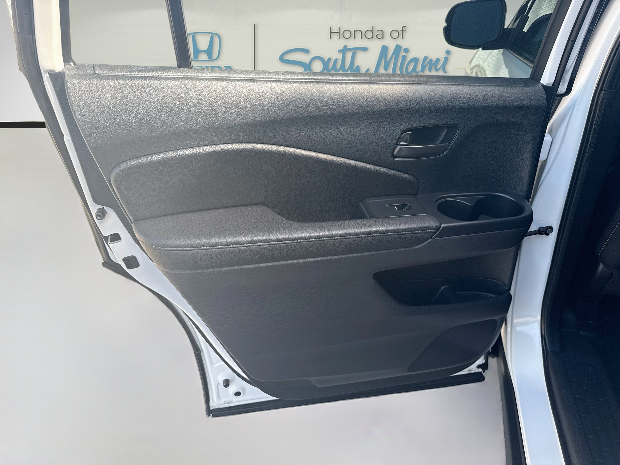 Used 2023 Honda Passport EX-L image 25