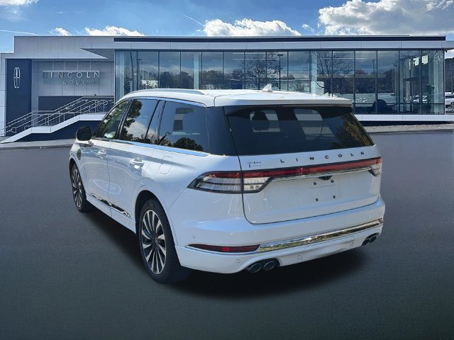 Used 2021 Lincoln Aviator Black Label Grand Touring w/ Class IV Trailer Tow Package AWD/4WD image 6